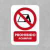 Señal de Prohibido Acampar