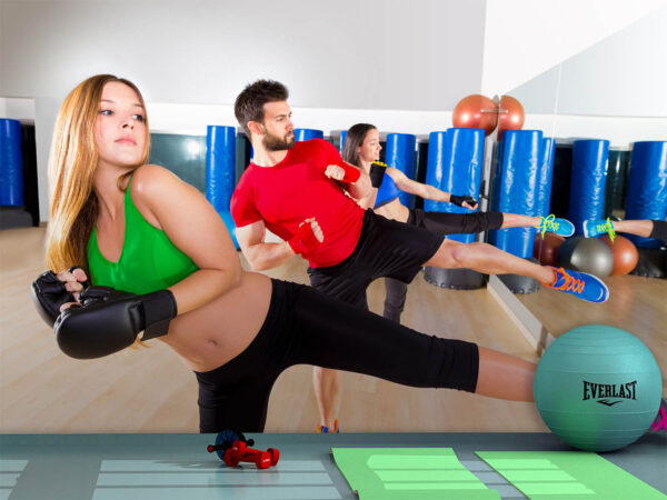 Fotomural Gimnasio Clase Cardio Punch Patadas