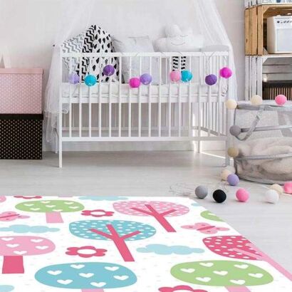 Alfombra PVC Infantil Arboles Corazones