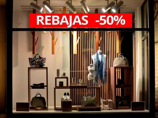 Vinilo escaparate rebajas