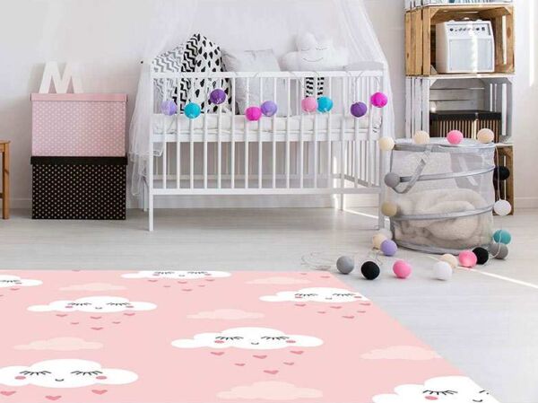 Alfombra PVC Infantil Nubes Corazones