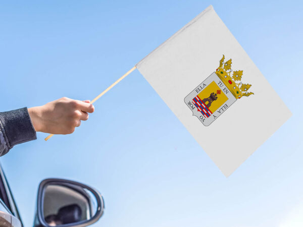 Bandera con palo Alcaudete