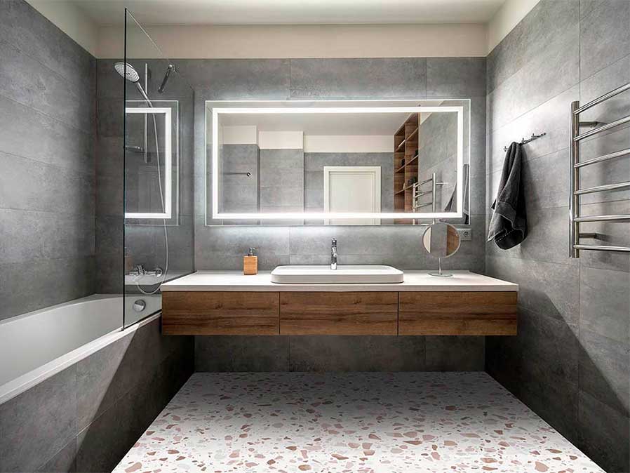 Transforma el suelo del cuarto de aseo sin obras con vinilo para baños